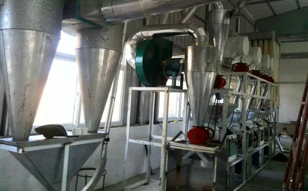<a href=http://www.lg-shop.cn/product/6/ target=_blank class=infotextkey>玉米深加工機(jī)械</a>